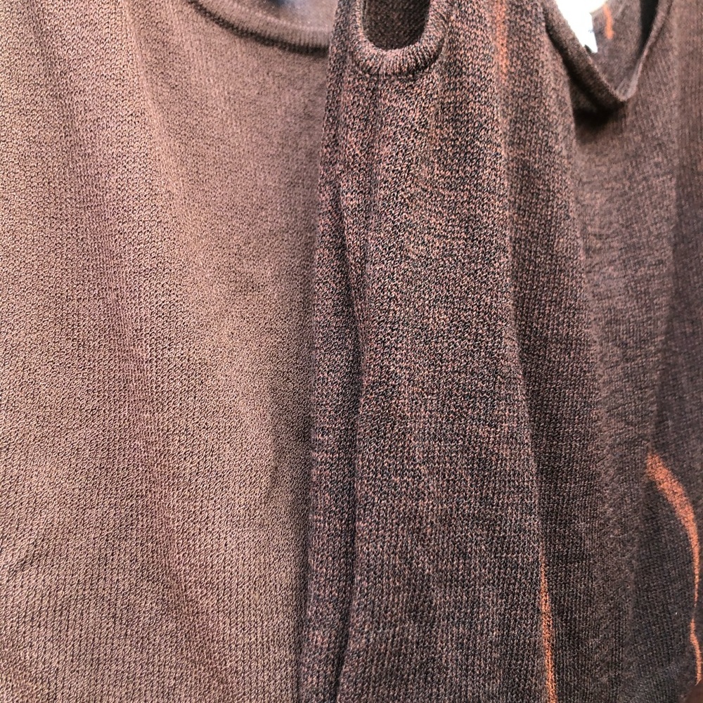 2 St. John tank tops size p - Picture 9 of 10